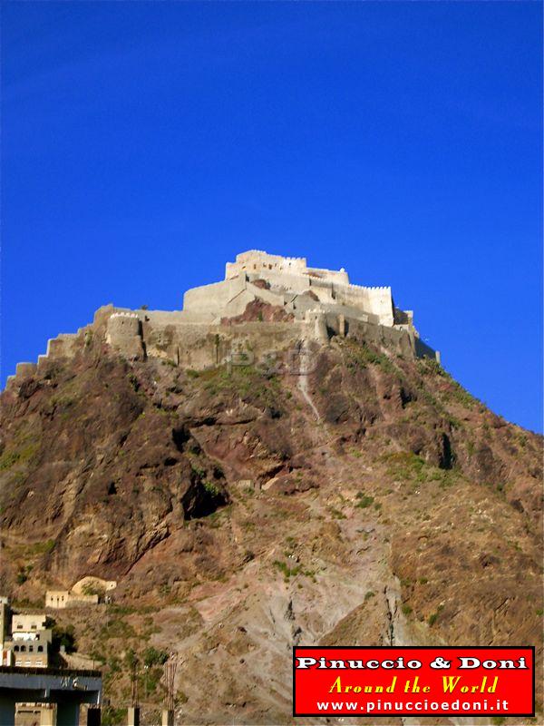 Yemen - From Sana'a to Taiz - 12 (Taizz).jpg